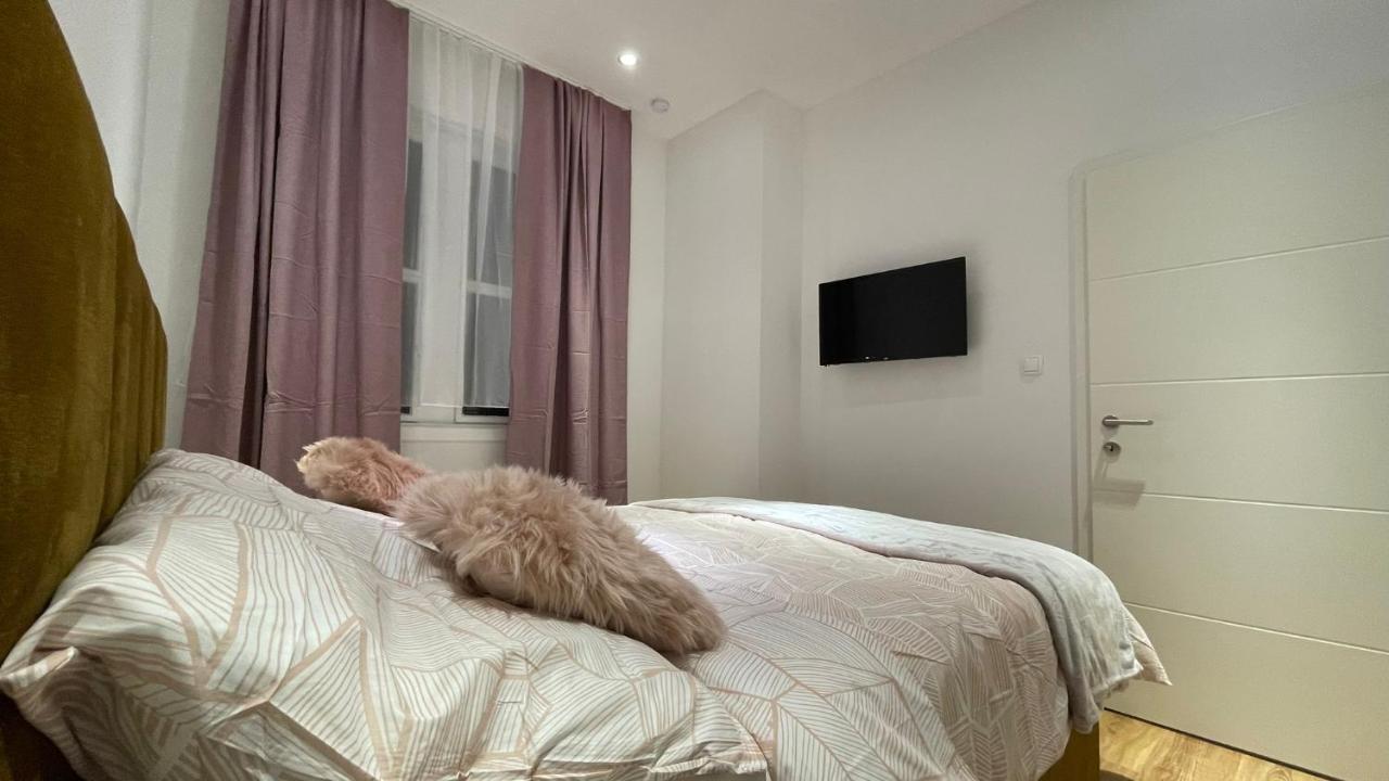 D&D Schonbrunner Deluxe Apartment Wien Exterior foto