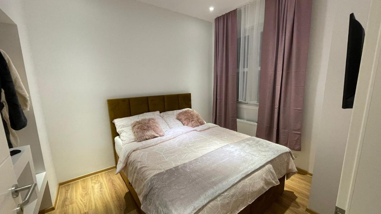D&D Schonbrunner Deluxe Apartment Wien Exterior foto